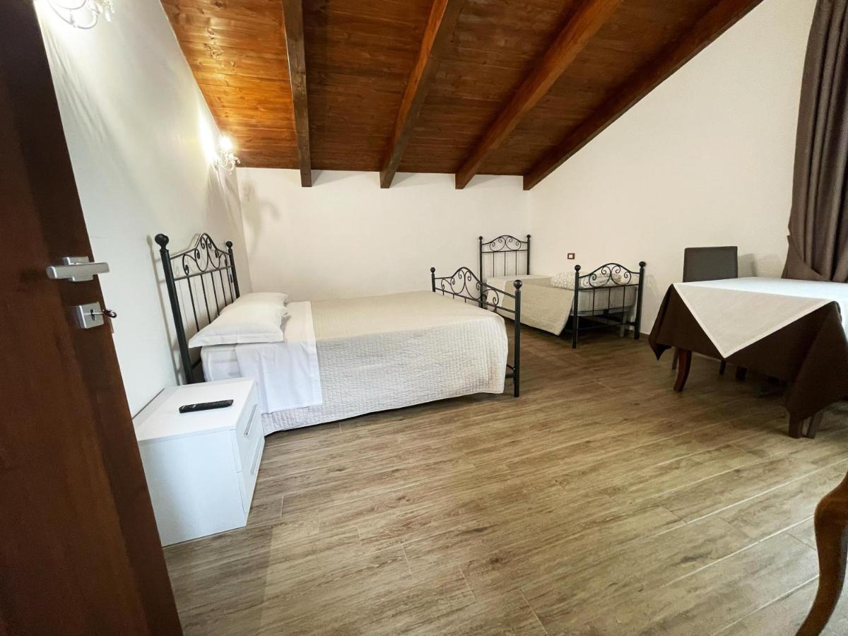 Pertosa Tenuta Morrone מראה חיצוני תמונה